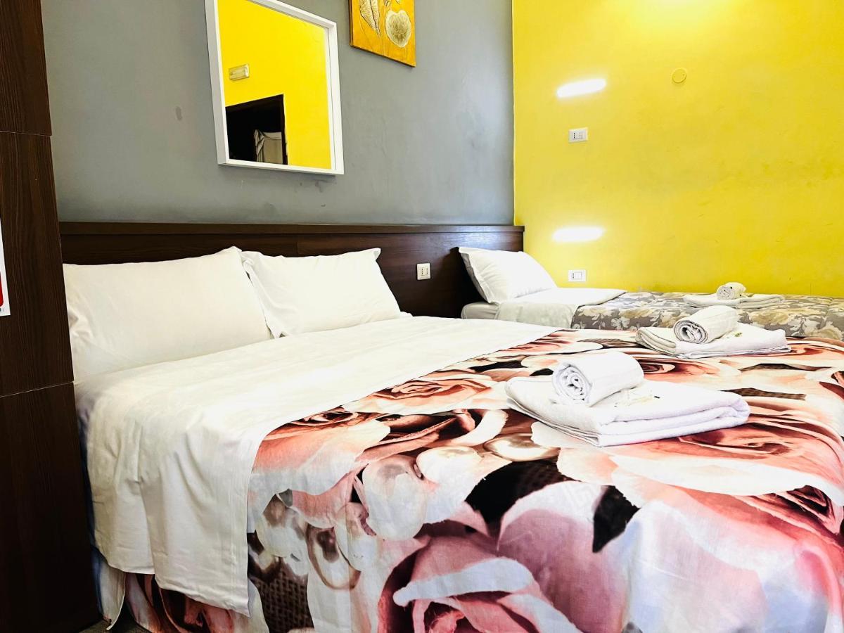 Holiday Rome Guesthouse Roma Exterior foto