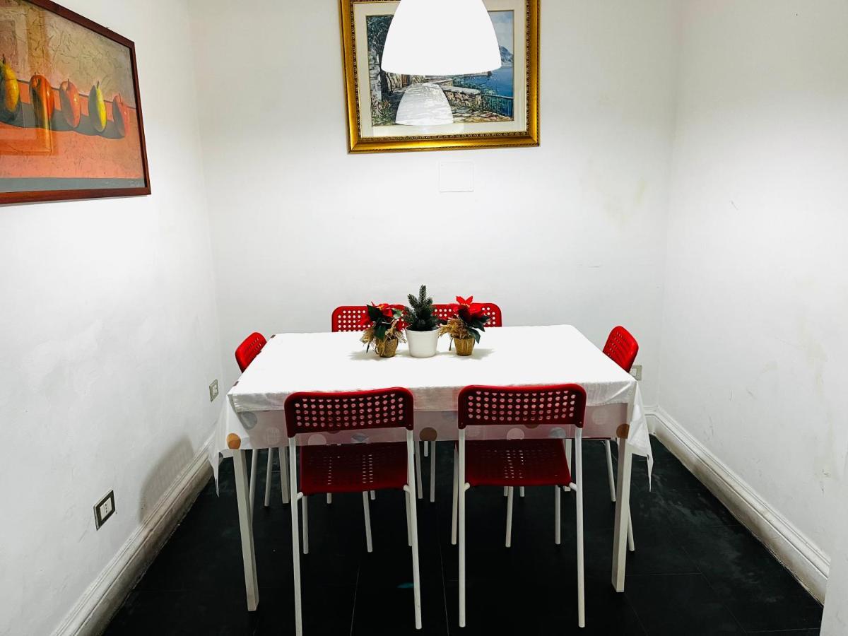 Holiday Rome Guesthouse Roma Exterior foto