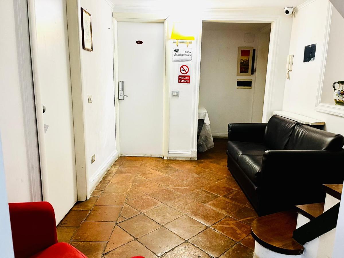 Holiday Rome Guesthouse Roma Exterior foto