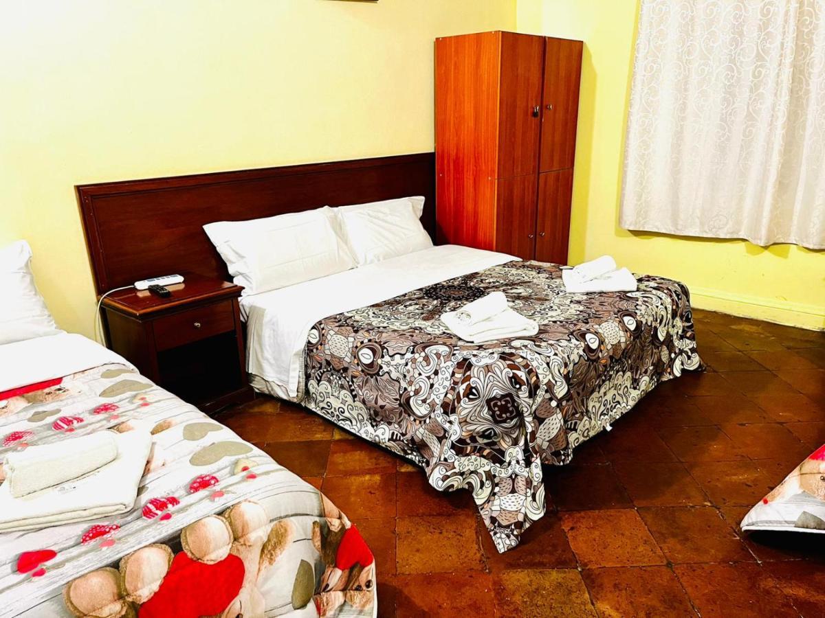 Holiday Rome Guesthouse Roma Exterior foto