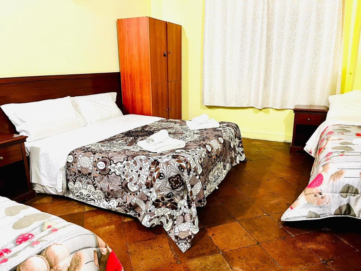 Holiday Rome Guesthouse Roma Exterior foto