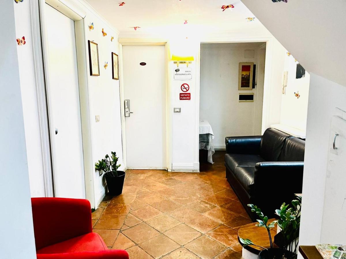 Holiday Rome Guesthouse Roma Exterior foto
