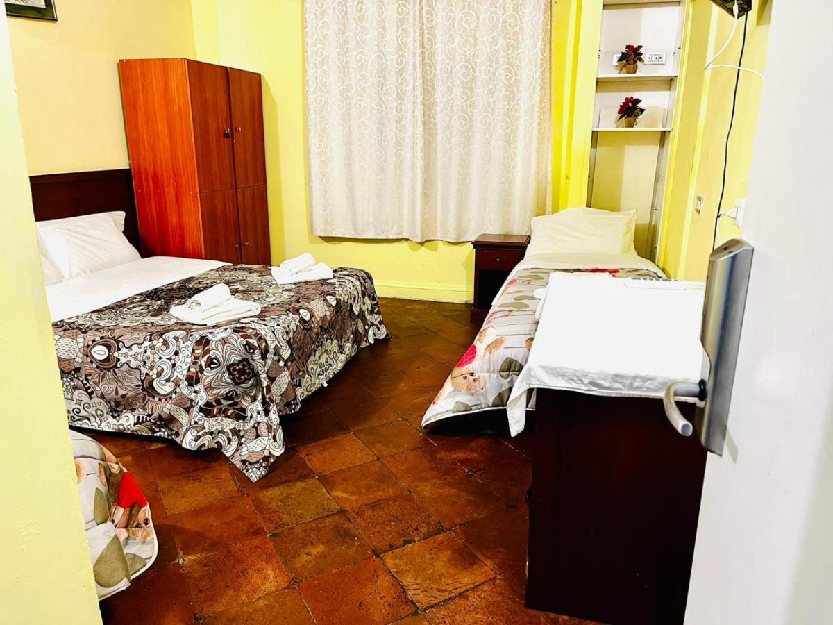 Holiday Rome Guesthouse Roma Exterior foto